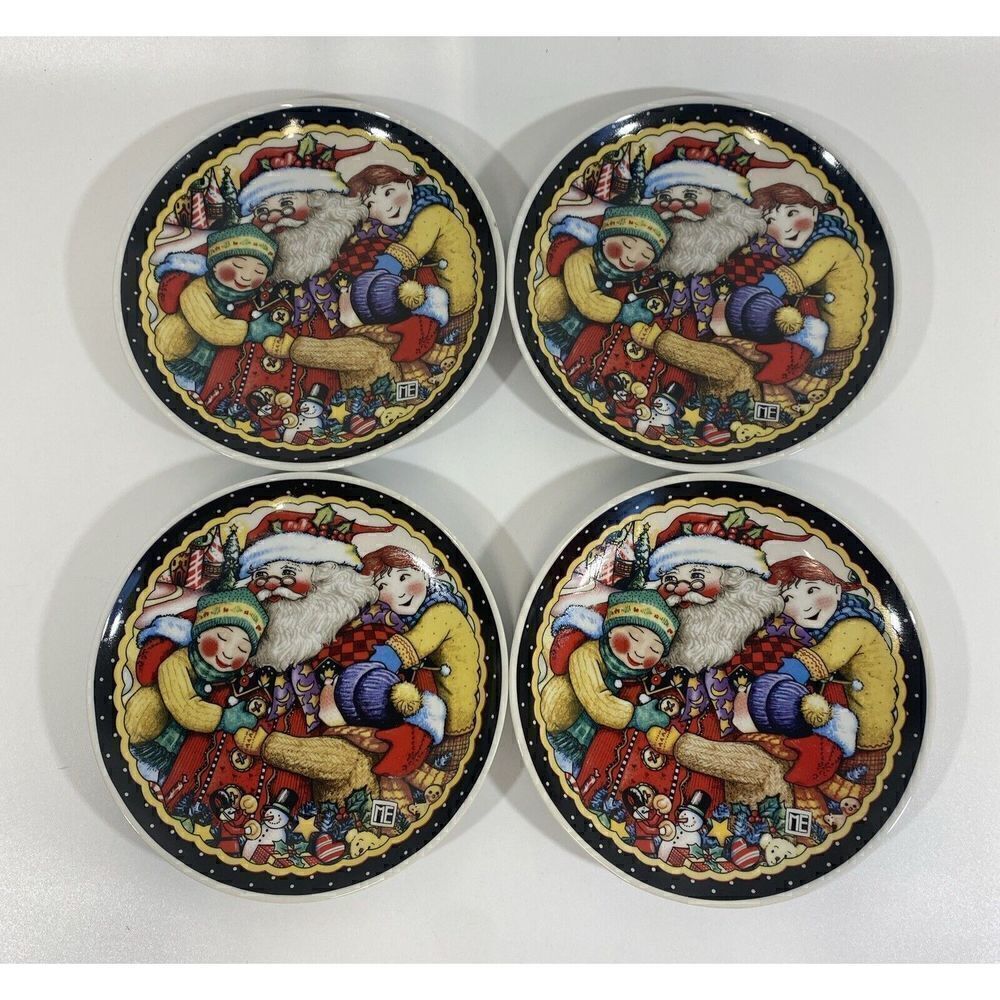 Mary Engelbreit Christmas Santa & Kids 7” Appetizer Salad Side Plates‎ Set Of 4
